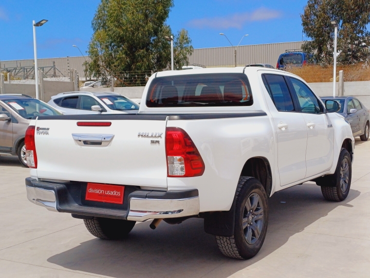 Toyota Hilux Hilux Dlx D Cab 2.7 Benc 2024 Usado en Rosselot Usados