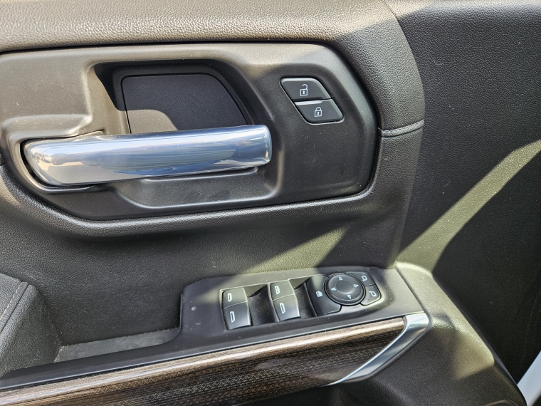 Chevrolet Silverado Trail Boss 5.3 Aut 4x4 2022 Usado  Usado en Kovacs Usados