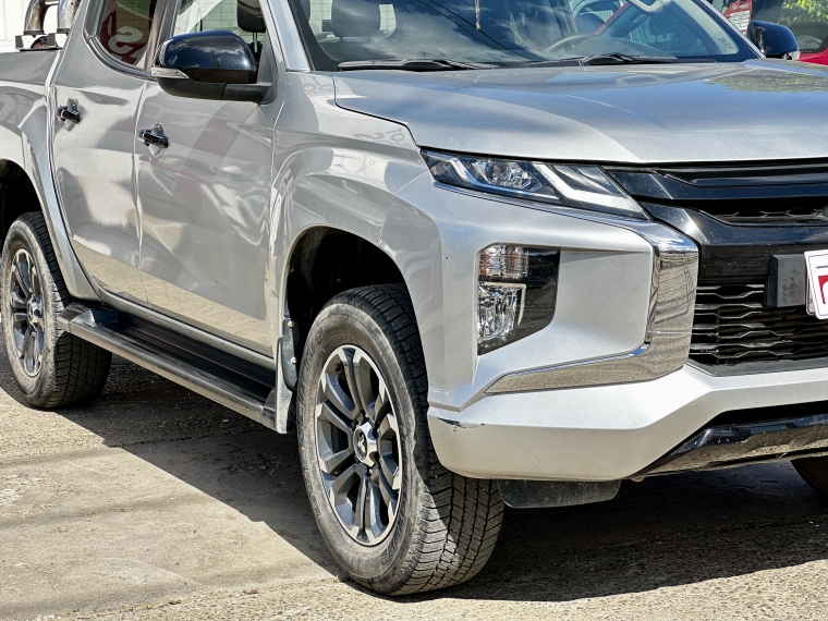 Mitsubishi L200 L200 Dakar Hp 4x4 2.4 2023 Usado en Rosselot Usados