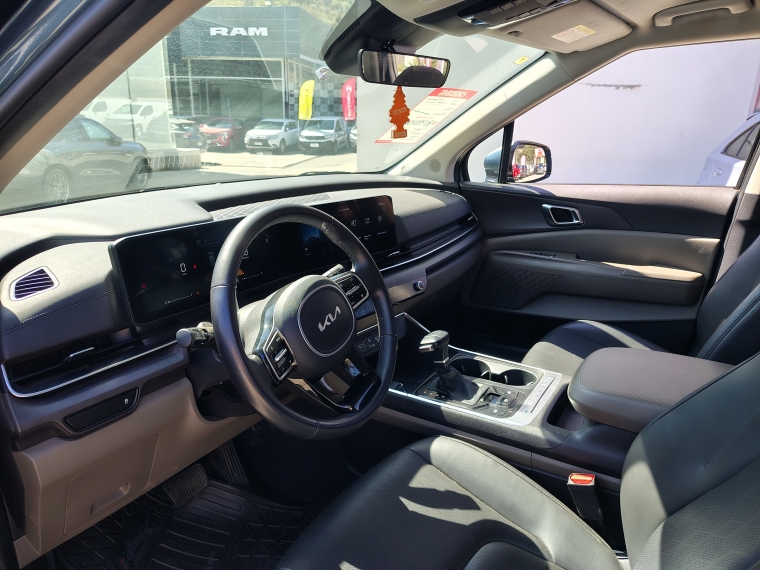 Kia Carnival Carnival Ex 2.2 Aut 2025 Usado en Rosselot Usados