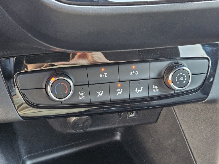 Opel Corsa Corsa 1.2 2023 Usado en Rosselot Usados