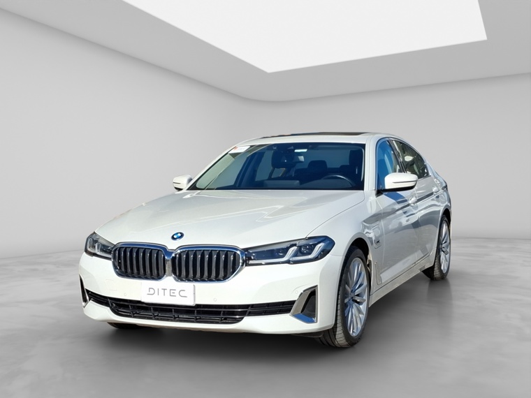 BMW 530 E Luxury 2024, foto 1 de 16