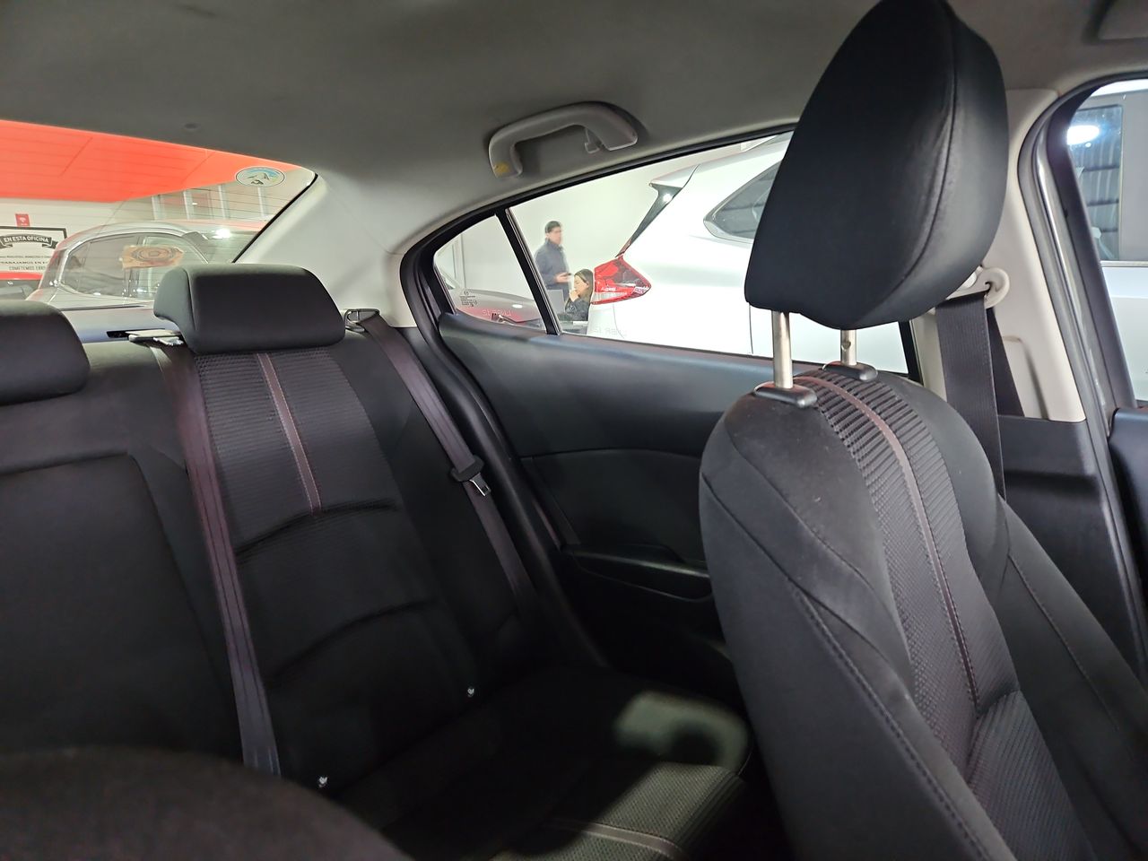Mazda 3 3 Dohc 2.0 2020 Usado en Usados de Primera - Sergio Escobar
