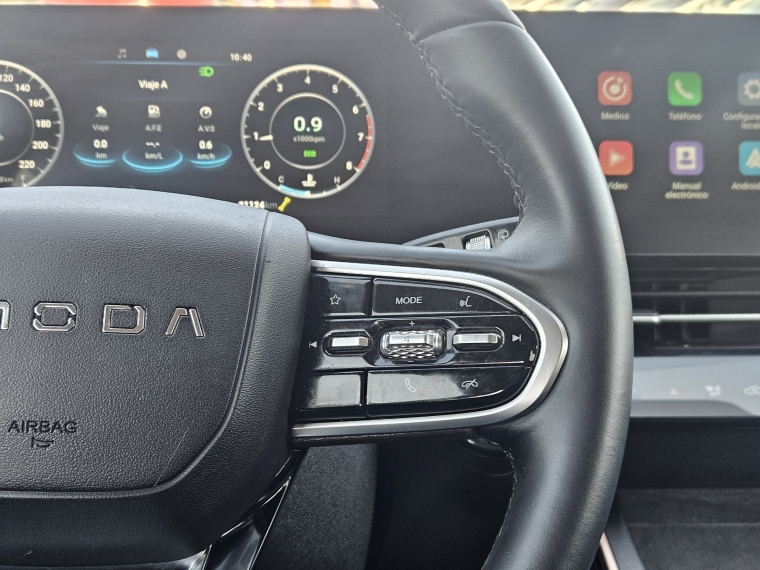 Omoda C5 — foto 16 de 21