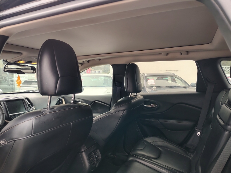 Jeep Cherokee Cherokee Ltd 4x4 2.4 2016 Usado en Rosselot Usados