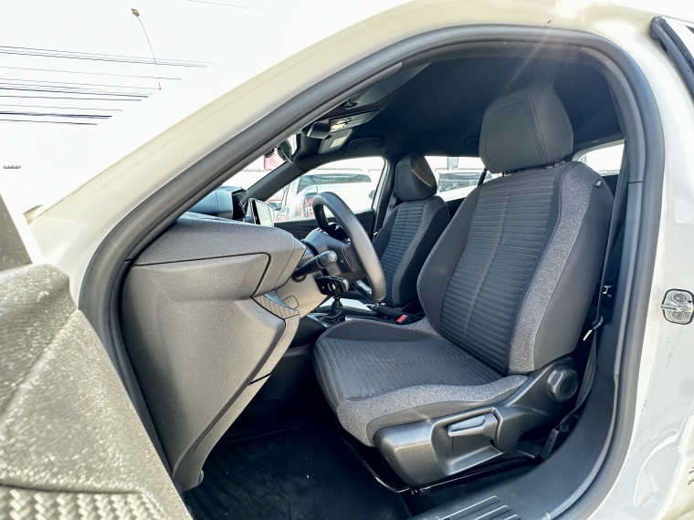 Peugeot 2008 2008 Puretech 130 4x2 1.2 2023 Usado en Rosselot Usados