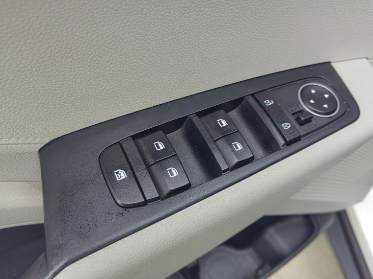 Kia Carens Carens Lx 1.5l 6mt 7p Euro 6b - 2222 2023 Usado en Rosselot Usados