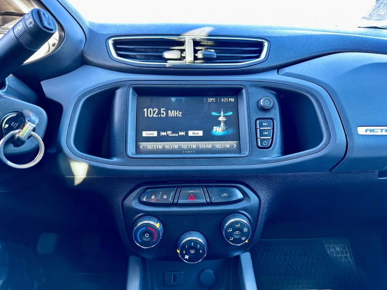 Chevrolet Onix 1.4 Activ Mt 2019 Usado  Usado en Kovacs Usados