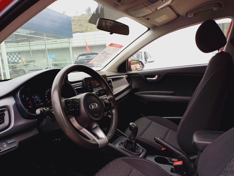 Kia Rio 4 Rio 4 Lx 1.4l 6mt Ac Abs - 1889 2018 Usado en Rosselot Usados