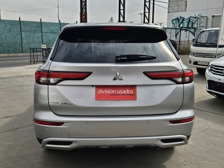 Mitsubishi Outlander Outlander Glx 2.5 Aut 2023 Usado en Rosselot Usados