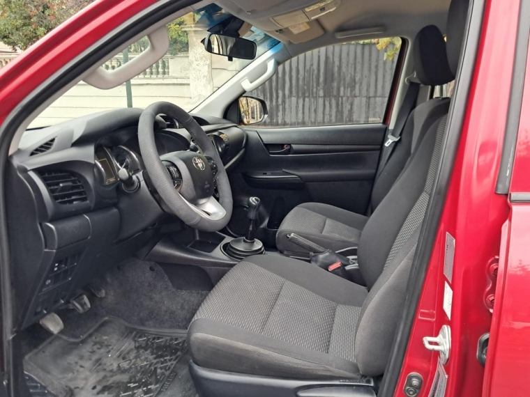 TOYOTA HILUX DX 4X2 2.4 - imagen 14