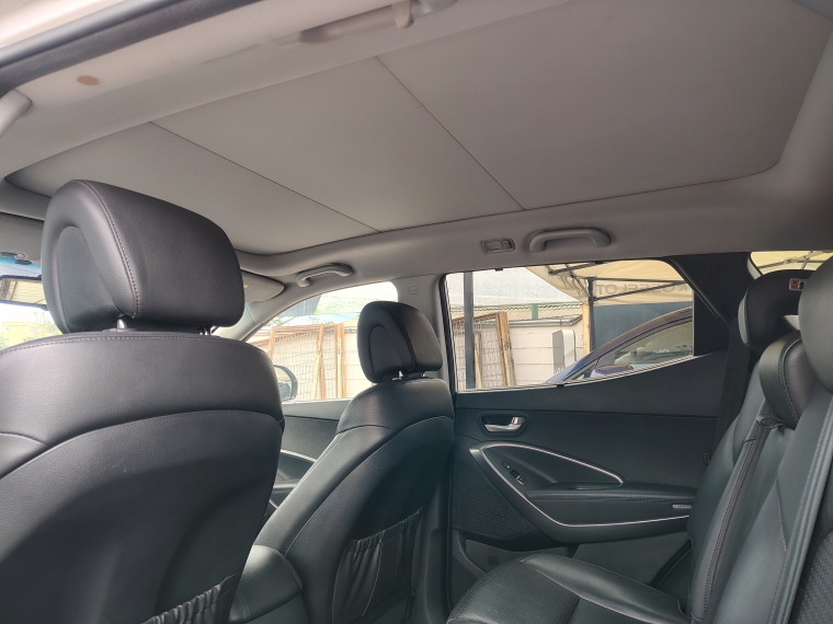 Hyundai Santa fe Santa Fe Gls Full 4wd 3.3 At 2014 Usado en Rosselot Usados