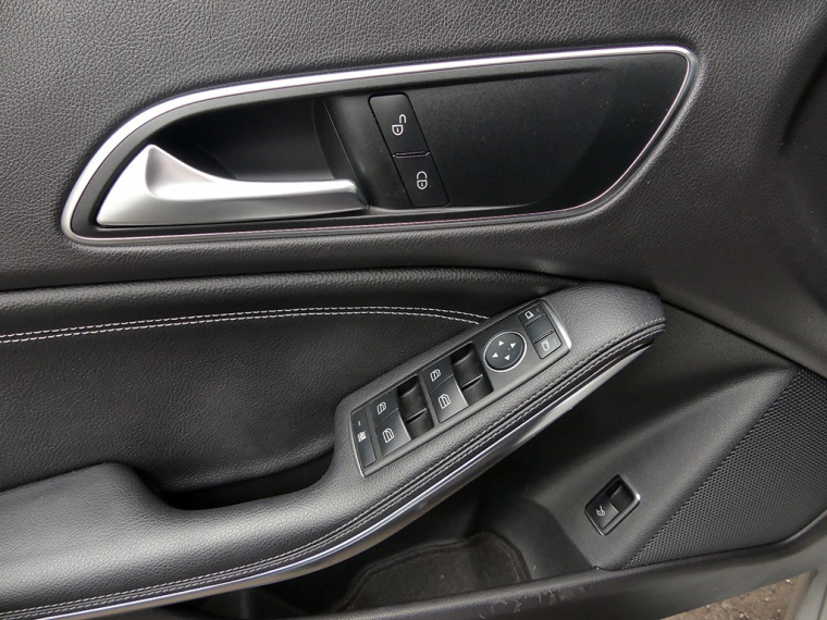 Mercedes benz 180 Cla 180 Aut 2018 Usado  Usado en Webautos.cl