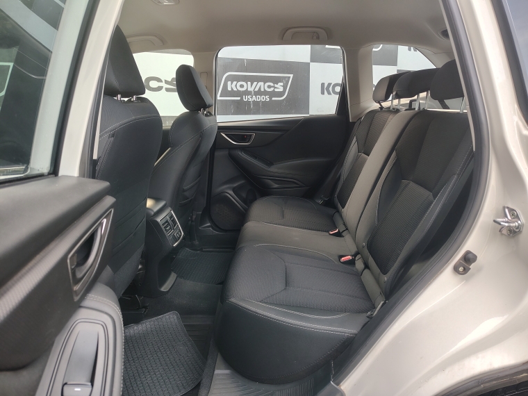 Subaru Forester 2.0 X  At 4x4 2025 Usado  Usado en Webautos.cl
