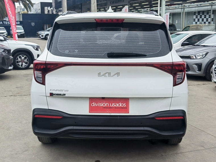 Kia Carens Carens Lx 1.5l 6mt 7p Euro 6b - 2222 2023 Usado en Rosselot Usados