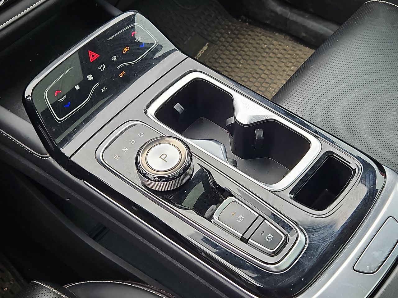 Jac Js6 Js6 Turbo Dct 1.5  Aut 2024 Usado en Usados de Primera - Sergio Escobar