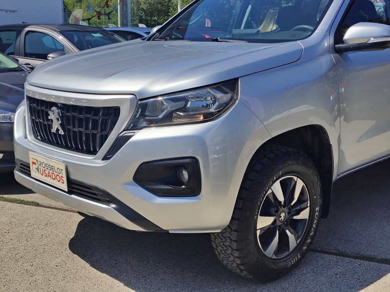 Peugeot Landtrek Landtrek Active Hdi 150 4x2 2023 Usado en Rosselot Usados