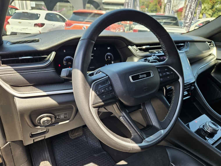 Jeep Grand cherokee Laredo Altitu 4x4 3.6 At 2024 Usado  Usado en Kovacs Usados