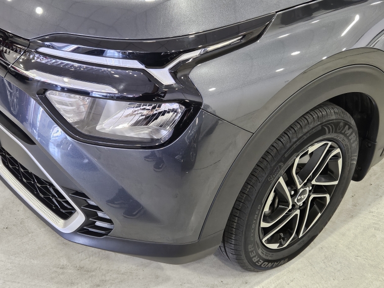 Kia Carens Carens Ex 1.4 Aut 2024 Usado en Rosselot Usados