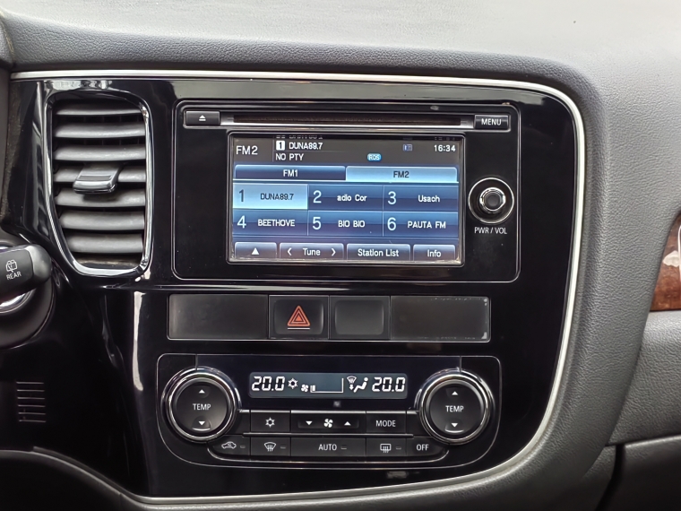 Mitsubishi Outlander Outlander Gls 2.4 4x4 Ac 2015 Usado en Rosselot Usados