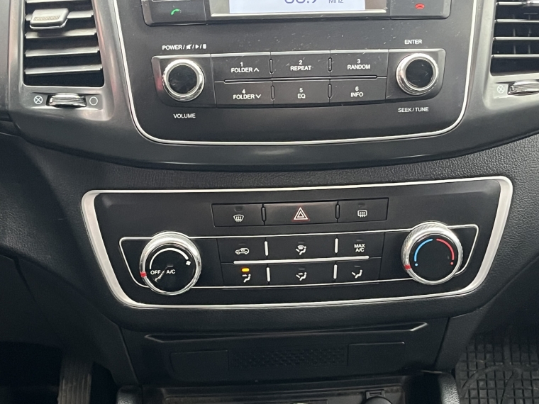 SsangYong Grand Musso — foto 21 de 24