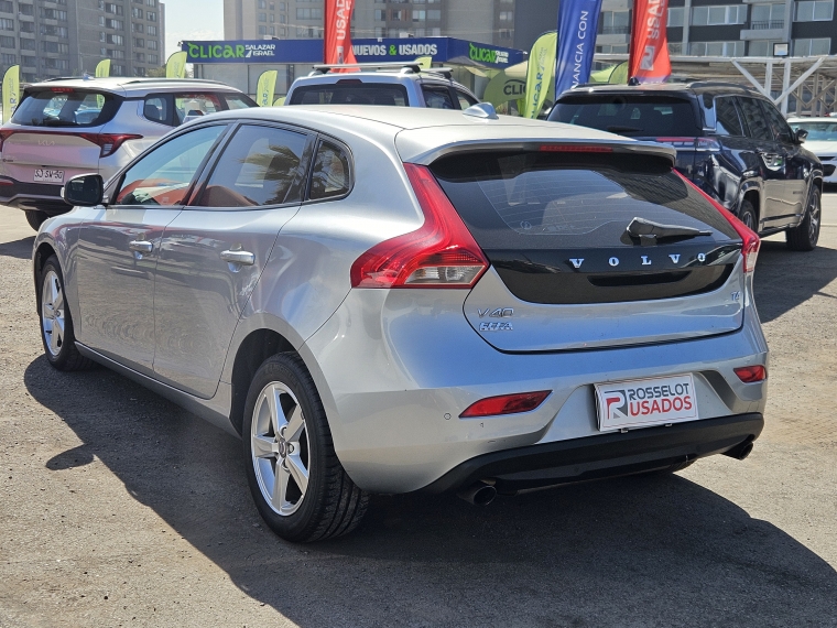 Volvo V40 V40 T4 Comfort Mt 2016 Usado en Rosselot Usados