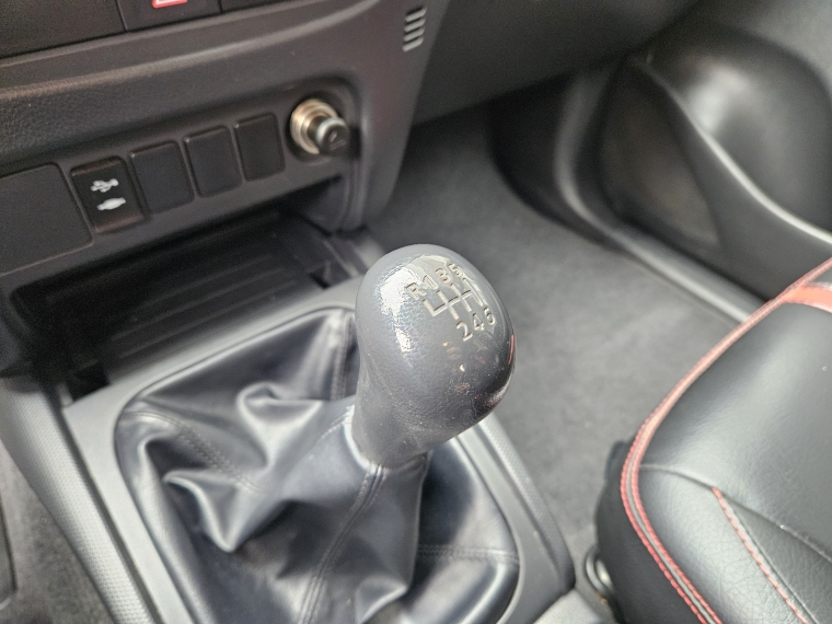 Mitsubishi L200 L200 D/c 2.4 Katana Cr 4x2 2022 Usado en Rosselot Usados