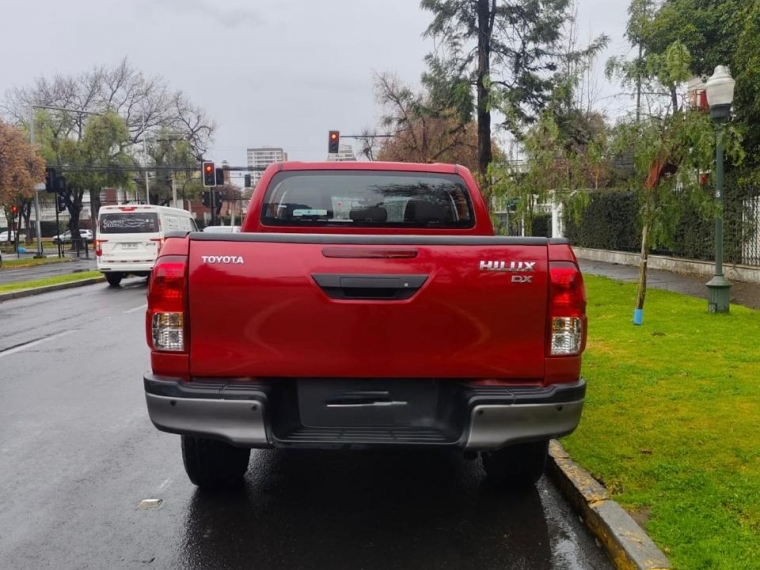 TOYOTA HILUX DX 4X2 2.4 - imagen 8