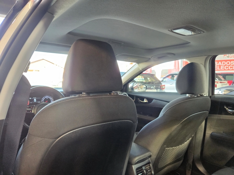Kia Cerato Cerato Mpi 1.6 Aut 2023 Usado en Rosselot Usados