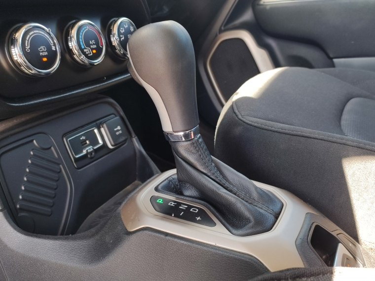 Jeep Renegade Renegade 1.8 2018 Usado en Rosselot Usados