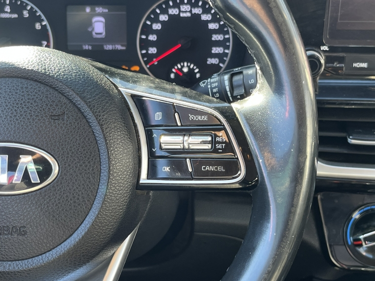 Kia Seltos Seltos Mpi 6mt 1.6 2021 Usado en Rosselot Usados