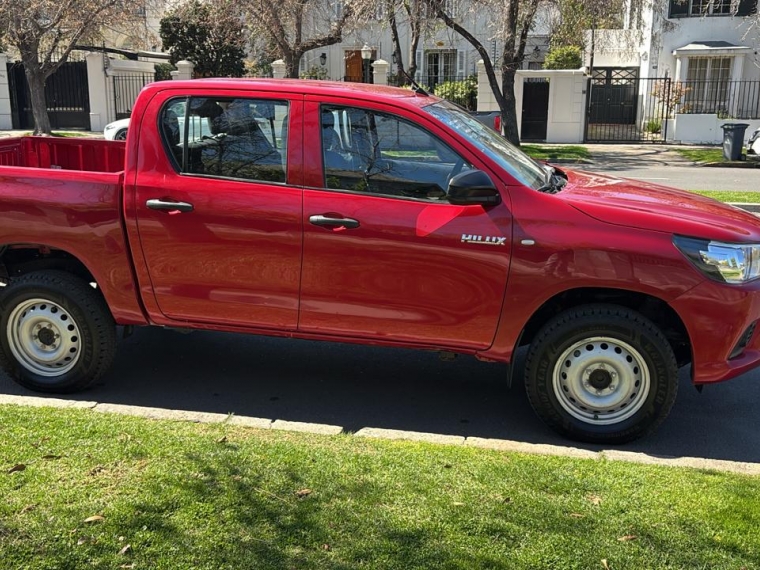 TOYOTA HILUX  Dcab DX 4x2 2.4cc - imagen 2