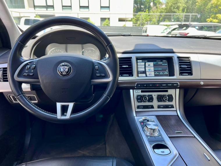 Jaguar Xf 2.0 2014  Usado en RSD Automotriz