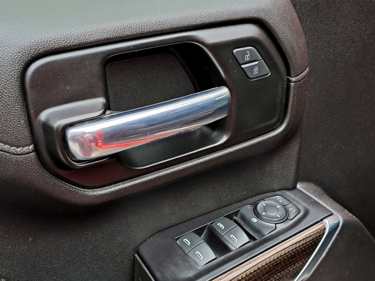 Chevrolet Silverado Lt Dcab 4x4 5.3 At 2020 Usado  Usado en Webautos.cl