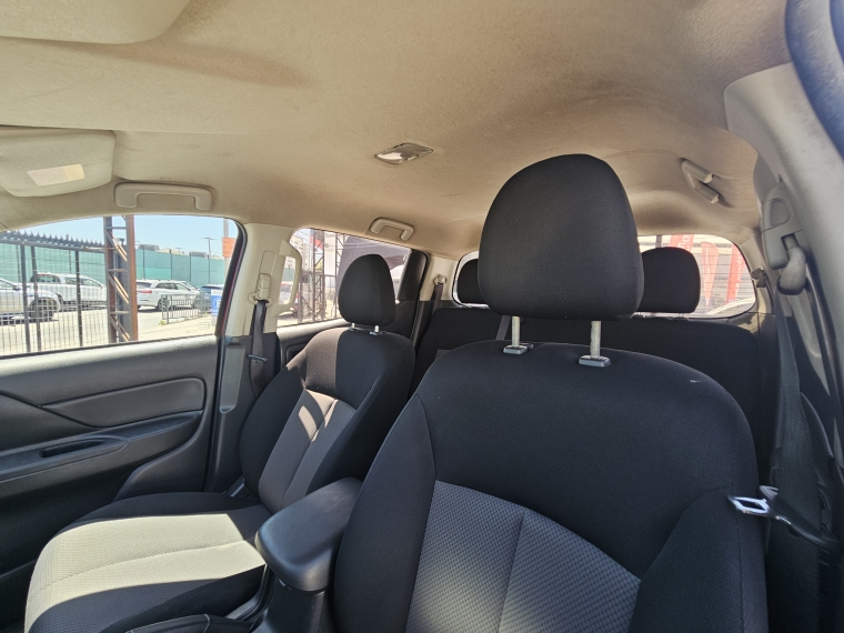 Mitsubishi L200 L200 Work Cr Wf 2.4 2022 Usado en Rosselot Usados