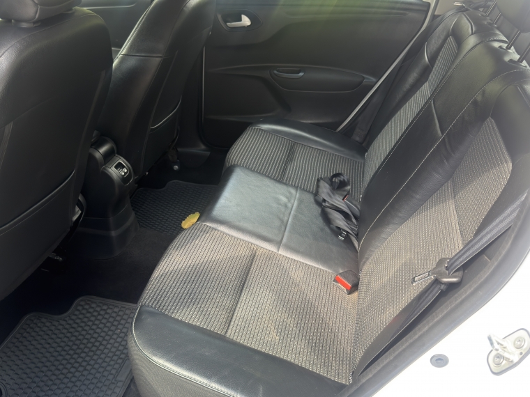 Peugeot 301 Allure Diesel 1.6 2022  Usado en Automotriz Alto La Reina