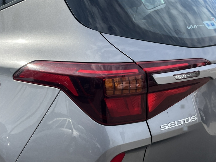 Kia Seltos Seltos Mpi 1.6 Aut 2024 Usado en Rosselot Usados