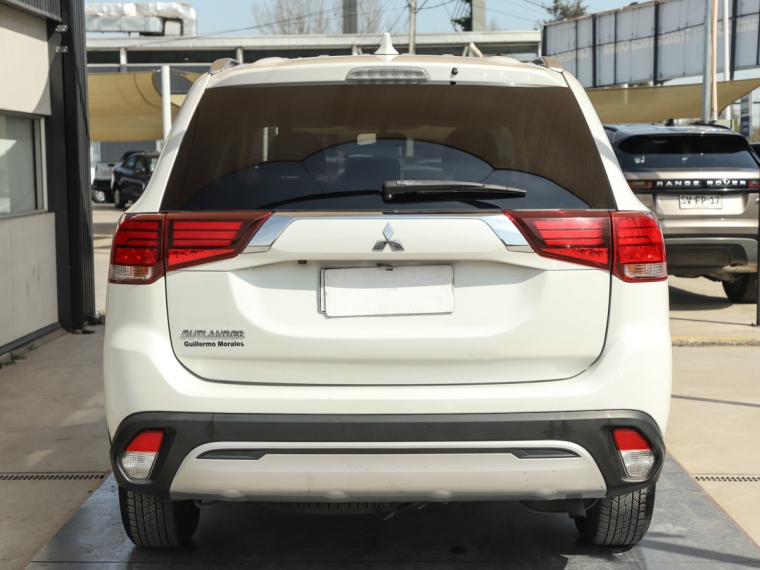 Mitsubishi Outlander 2.0 4x2  Mec 2019  Usado en Guillermo Morales Usados