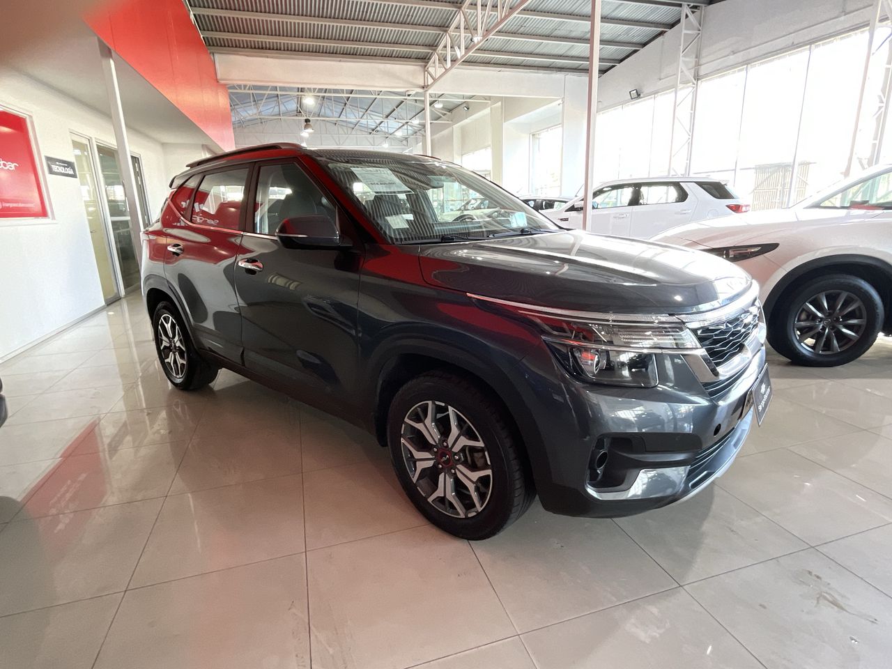 Kia Seltos Seltos Mpi 6mt 1.6 2023 Usado en Usados de Primera - Sergio Escobar