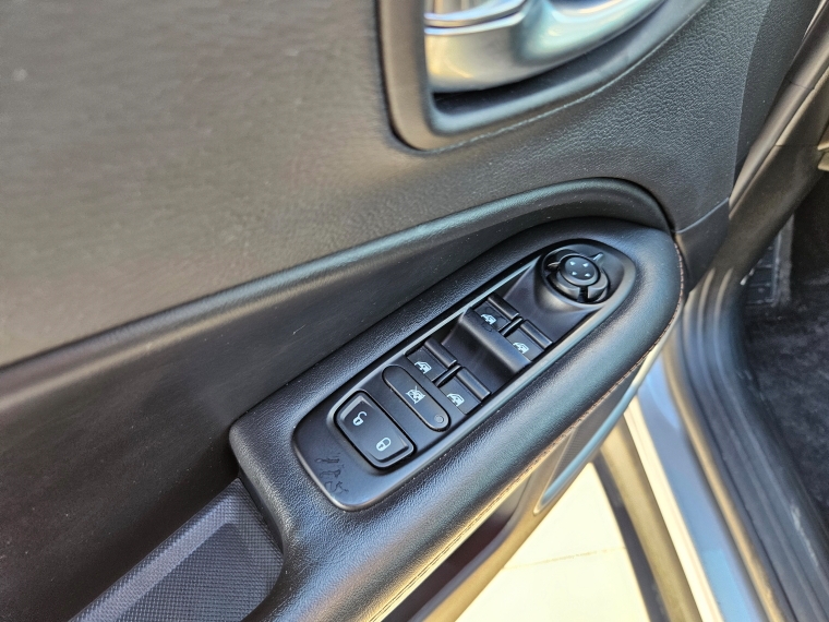 Jeep Compass Compass Sport At6 2.4 Aut 2021 Usado en Rosselot Usados