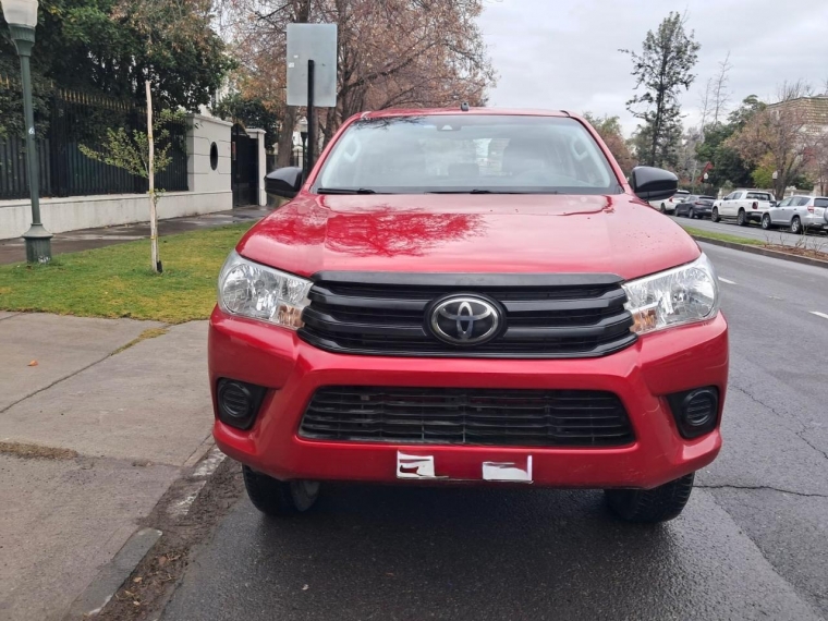 TOYOTA HILUX DX 4X2 2.4 miniatura 3