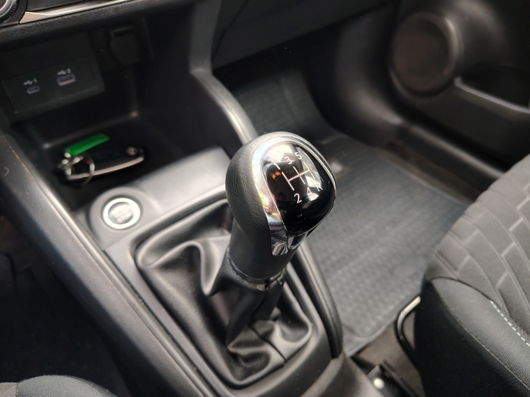 Nissan Kicks 1.6  Advance  Mt 2023 Usado  Usado en Kovacs Usados