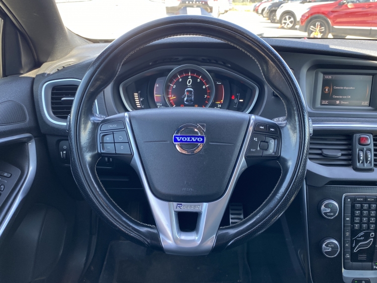 Volvo V40 V40 T4 Mec R-design 1.6 2016 Usado en Rosselot Usados