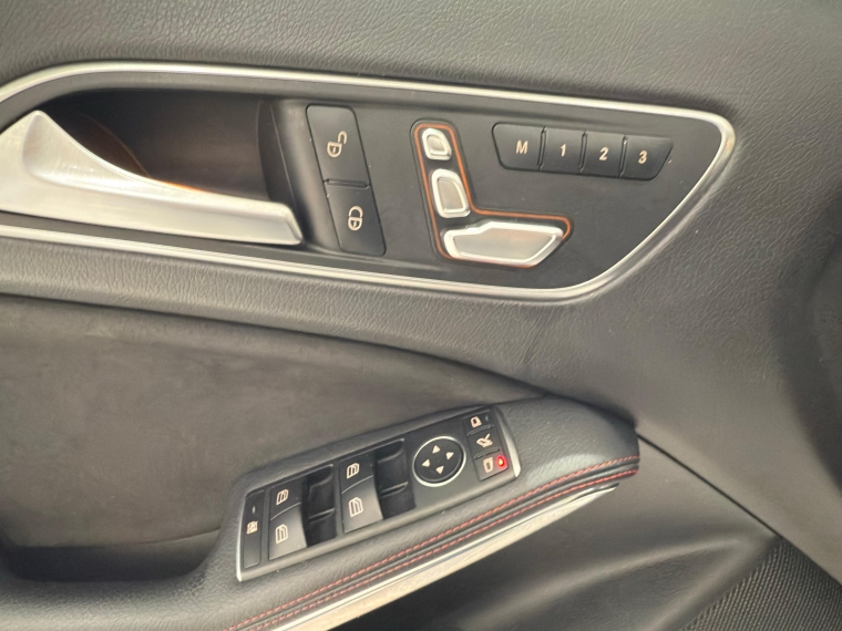 Mercedes benz Gla 250 4matic 2018 Usado en Automotriz Olea Flaño