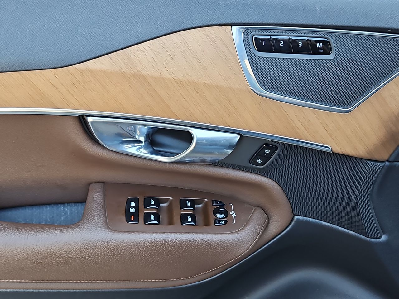 Volvo Xc90 Xc90 Ii B6 4x4 2.0 Aut 2023 Usado en Usados de Primera - Sergio Escobar