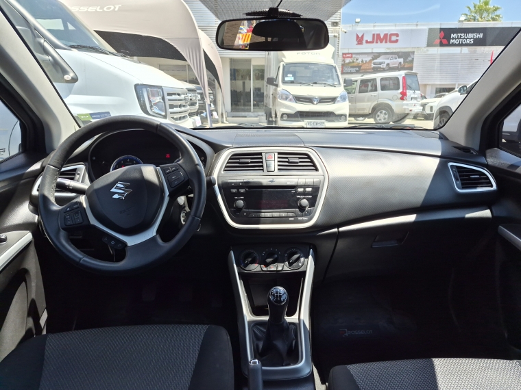 Suzuki S cross S Cross Gl Hb 1.6 2016 Usado en Rosselot Usados