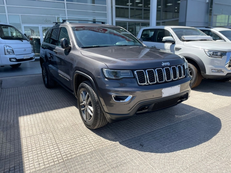 Jeep Grand cherokee 3.6 Laredo At 4x2 2022 Usado  Usado en Webautos.cl