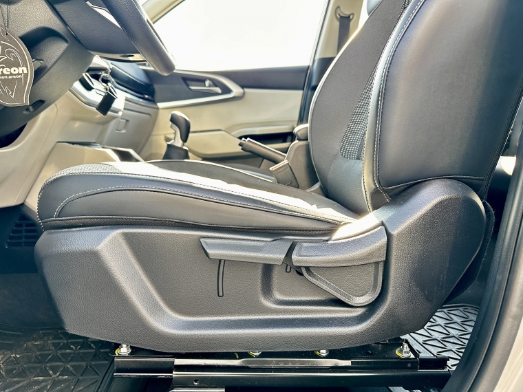 Kia Carens Carens Lx 1.5 2025 Usado en Rosselot Usados