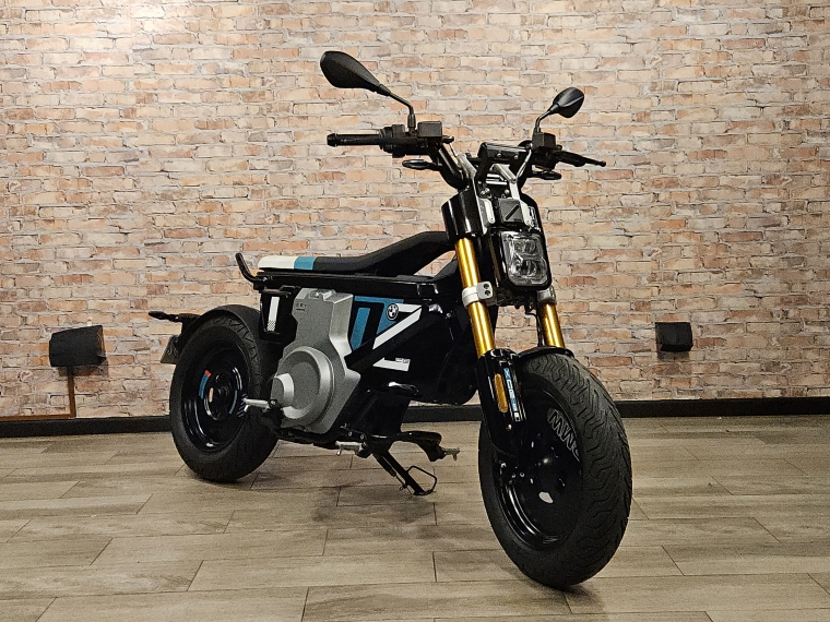 BMW CE 02 HIGH LINE  2024