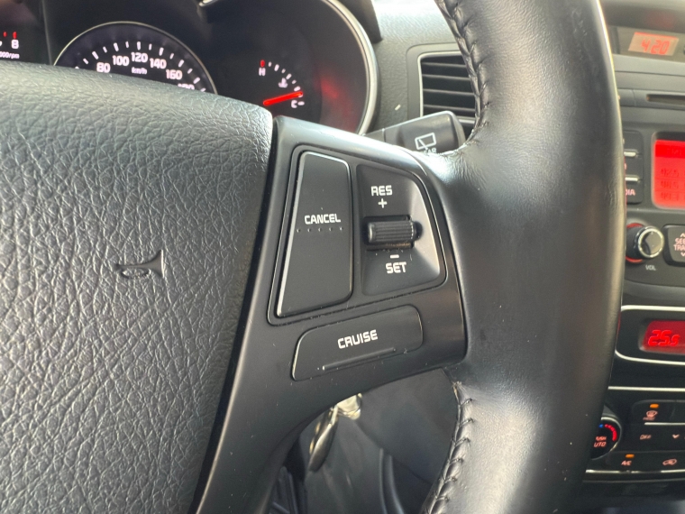 Kia Sorento Ex 2.4 2014 Usado en Automotriz Olea Flaño